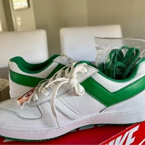 Pony City Wing Women’s Size 7 White & Green Low-Top Sneakers extra green lace